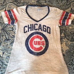 Chicago Cubs women’s shirt, size small